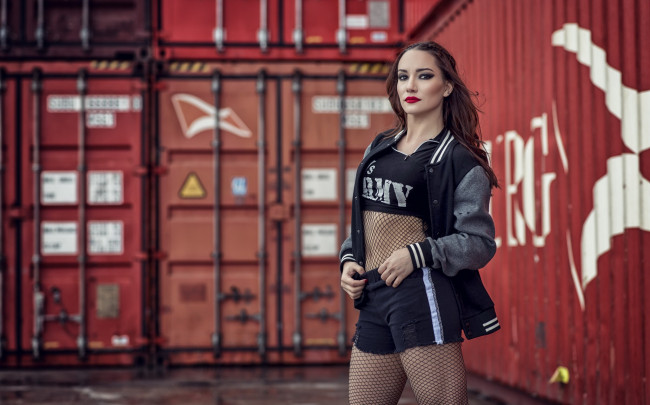 Обои картинки фото девушка, девушки, -unsort , брюнетки, темноволосые, модель