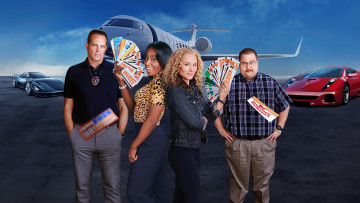 Картинка queenpins+ +2021+ кино+фильмы -unknown+ другое отчаянные аферистки комедия криминал queenpins кристен белл винс вон kirby howell baptiste