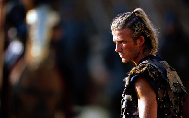 Обои картинки фото мужчины, david beckham, косицы, варвар