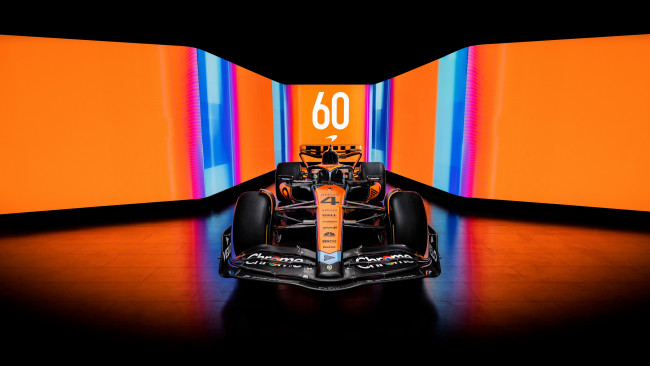 Обои картинки фото автомобили, formula 1, mclaren, mcl60, черный, стены