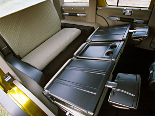 Картинка автомобили интерьеры