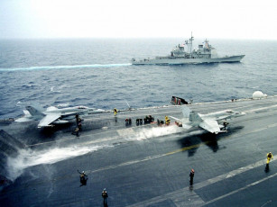 Картинка корабли авианосцы вертолётоносцы