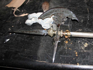 Картинка мастер геннадий веклюк оружие