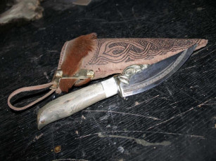 Картинка мастер геннадий веклюк оружие