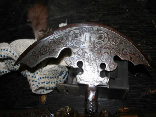 Картинка мастер геннадий веклюк оружие