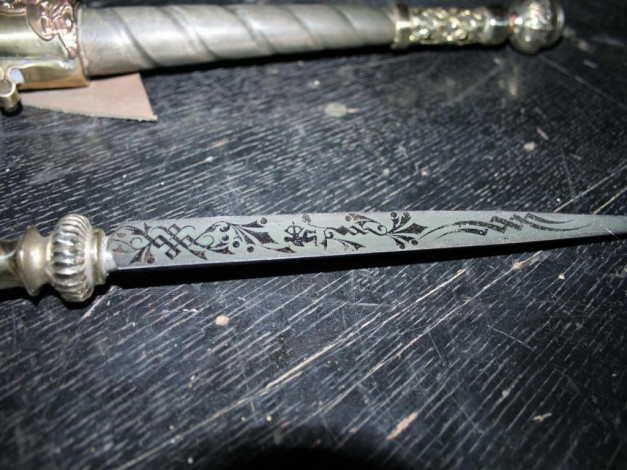 Обои картинки фото мастер, геннадий, веклюк, оружие