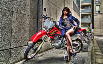 Картинка мотоциклы мото девушкой