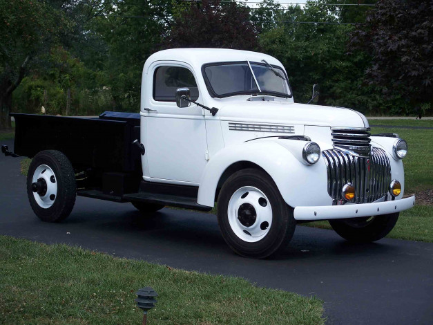 Обои картинки фото автомобили, грузовики, newton