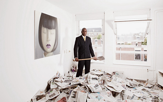 Обои картинки фото юмор, приколы, газеты, комната