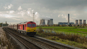 Картинка техника поезда локомотив вагоны рельсы железная дорога грузовой состав