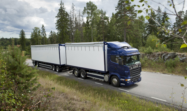 Обои картинки фото scania, автомобили, грузовые, ab, автобусы, швеция, дизельные, двигатели, судовые