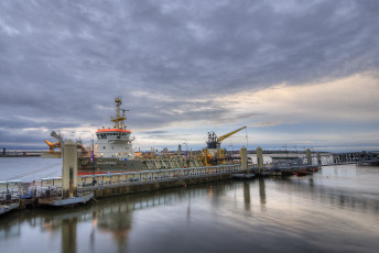 Картинка shoreway+in+liverpool корабли порты+ +причалы порт причал судно погрузка