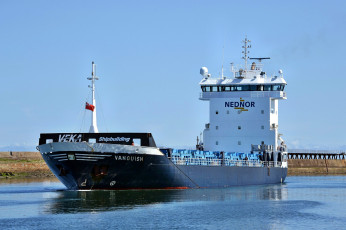 Картинка vanquish корабли грузовые+суда акватория судно