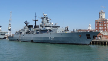 Картинка fgs+bayern+ f217 корабли крейсеры +линкоры +эсминцы боевой флот