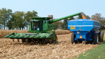 Картинка техника комбайны комбайн поле