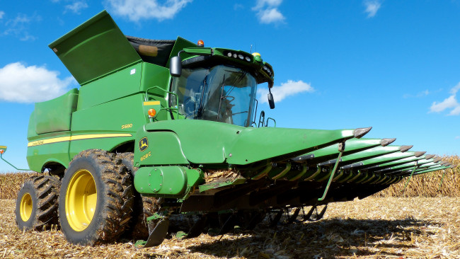Обои картинки фото техника, комбайны, комбайн, поле