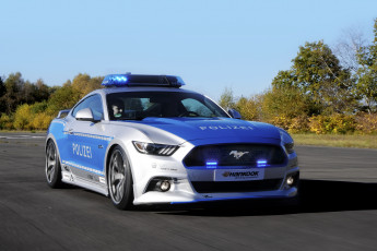 Картинка автомобили полиция ford