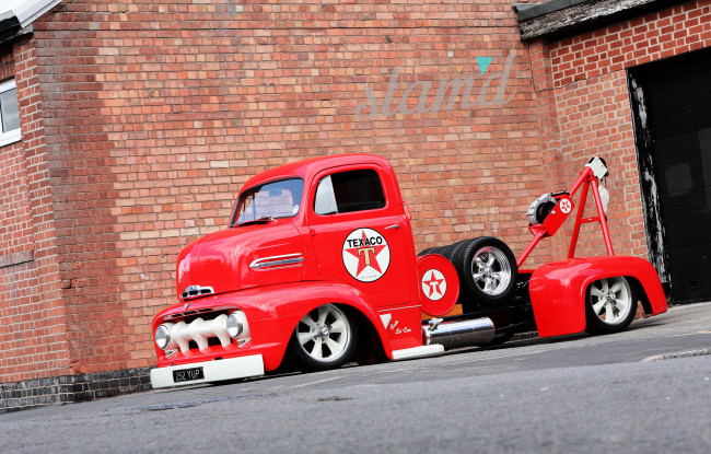 Обои картинки фото 1951 ford coe tow truck lowrider custom tuning, автомобили, грузовики, ford
