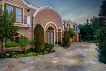 Картинка города -+здания +дома простор