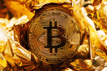 Картинка разное золото +купюры +монеты монета деньги