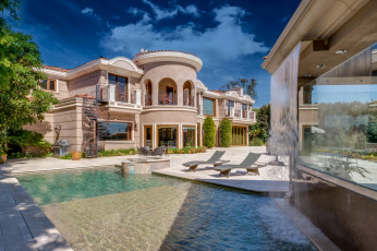 Картинка города -+здания +дома простор