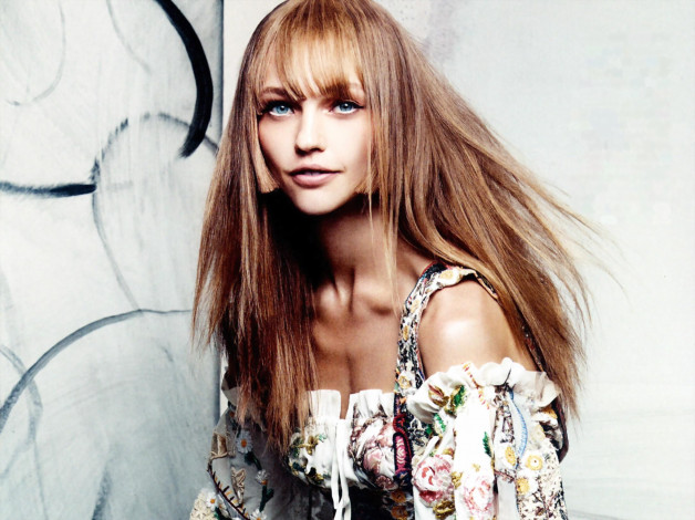 Обои картинки фото девушки, саша пивоварова, модель, наряд