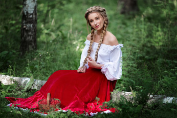 Картинка девушки -+блондинки +светловолосые юбка блуза косы корзинка ягоды ангелина попова