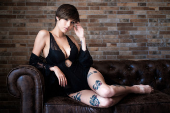 Картинка giorgia+soleri девушки giorgia soleri италия итальянка макияж татуировка тату девушка модель брюнетка красотка поза флирт стройная сексуальная фигура