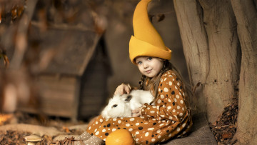 Картинка разное дети девочка кролик колпак