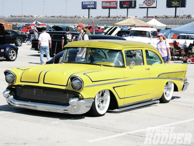 Обои картинки фото автомобили, выставки, уличные, фото, spring