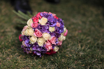 Картинка цветы букеты композиции гортензия розы