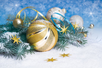 Картинка праздничные шарики снег ветка