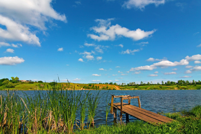 Обои картинки фото природа, реки, озера, небо, река, камыш