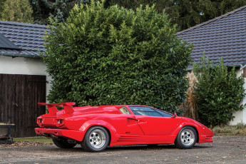 Картинка автомобили lamborghini countach