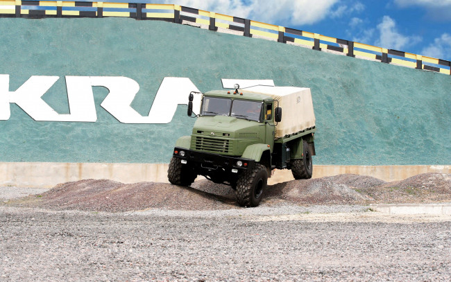 Обои картинки фото автомобили, краз, кабина