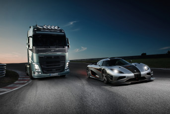 Картинка автомобили разные+вместе koenigsegg vs truck