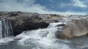 Картинка природа водопады поток камни