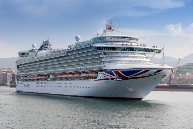 Обои картинки фото корабли, лайнеры, лайнер, круиз