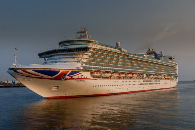 Обои картинки фото корабли, лайнеры, лайнер, круиз