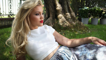 обоя девушки, olivia holt, поза