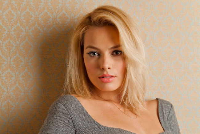 Обои картинки фото margot robbie, девушки, margot, robbie, актриса, австралия, девушка, модель, блондинка, поза, красотка, стройная, сексуальная, фигура