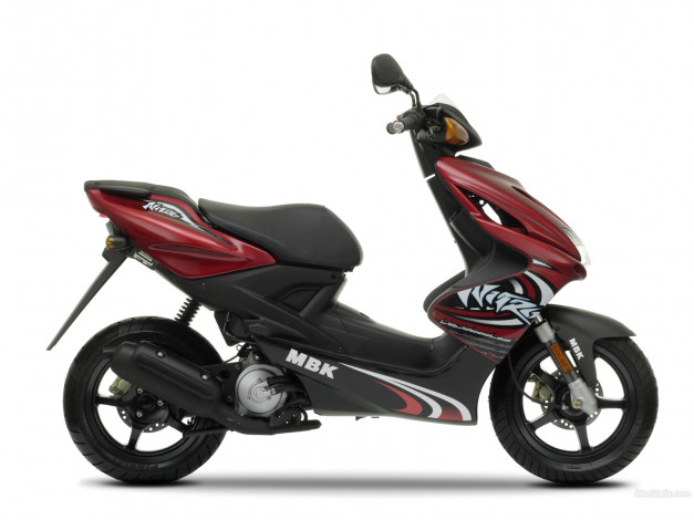 Обои картинки фото мотоциклы, мотороллеры