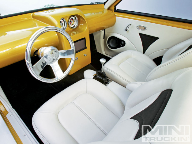 Обои картинки фото 1987, nissan, hardbody, автомобили, интерьеры