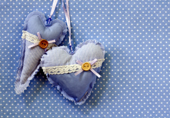 Картинка праздничные день+святого+валентина +сердечки +любовь ленты пуговицы сердечки