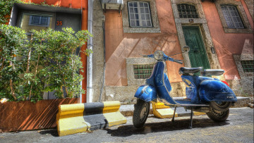 Картинка мотоциклы мотороллеры мотороллер улица