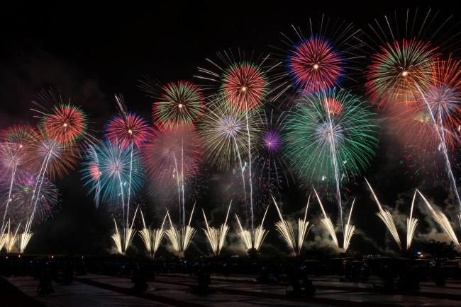 Обои картинки фото разное, салюты,  фейерверки, праздник