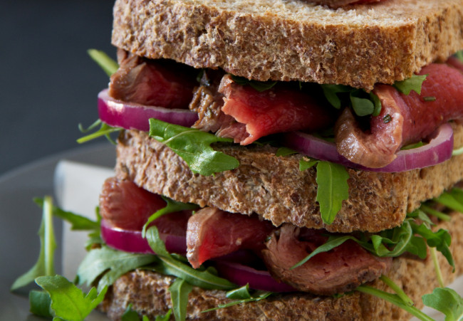 Обои картинки фото еда, бутерброды,  гамбургеры,  канапе, хлеб, мясо