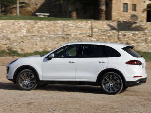 Картинка автомобили porsche 958 turbo cayenne светлый 2014г