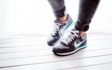 Картинка бренды nike sneakers