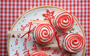 Картинка еда пирожные +кексы +печенье капкейки